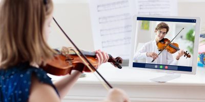Online violin lesson